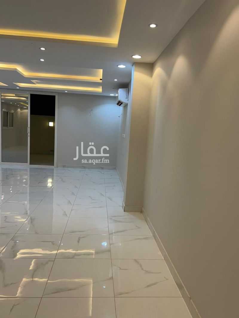 5 bedroom villa in Al Qairawan 5