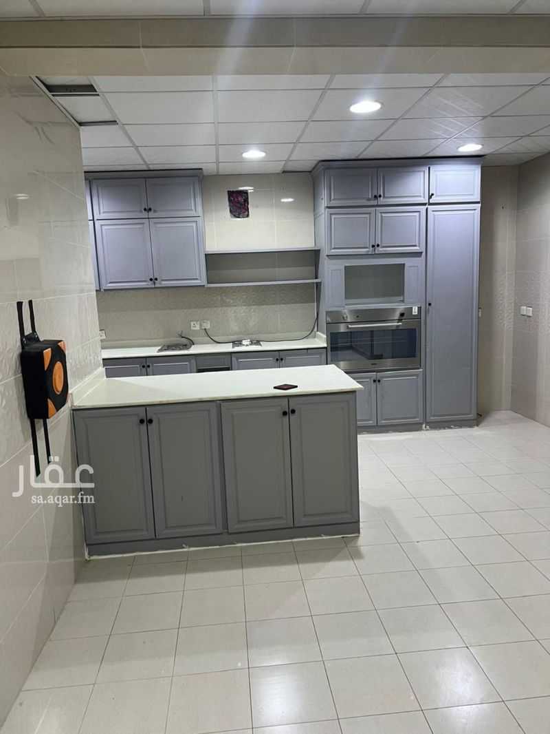 5 bedroom villa in Al Qairawan 13