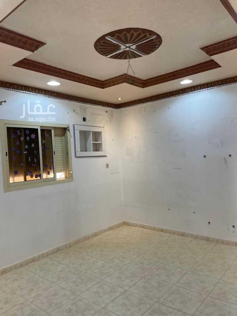 6 bedroom villa in Ishbiliyah, Riyadh 17
