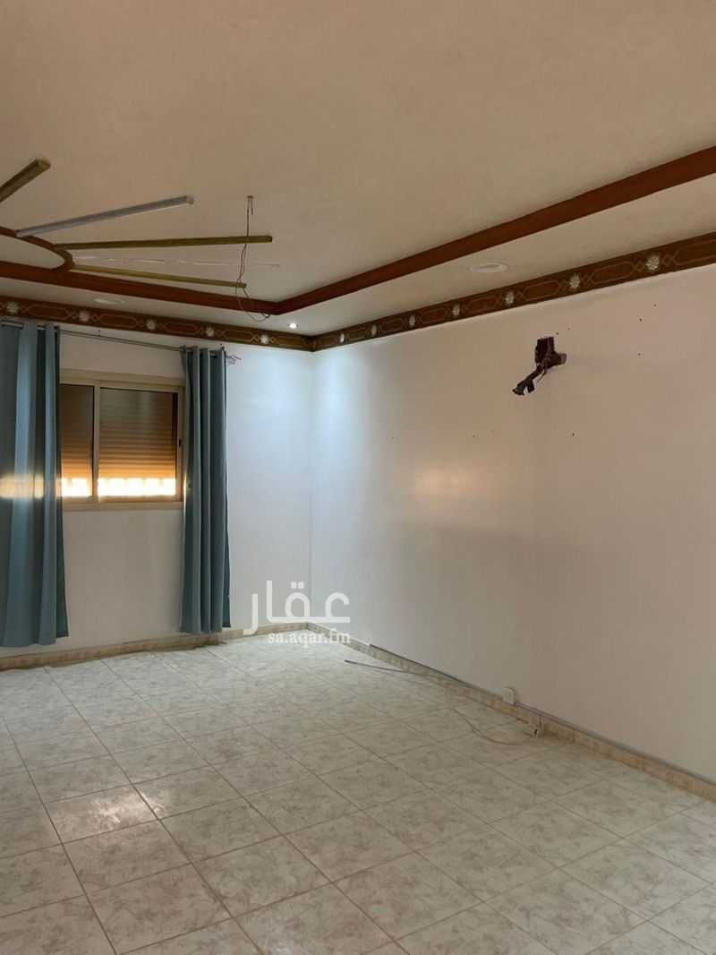 6 bedroom villa in Ishbiliyah, Riyadh 18