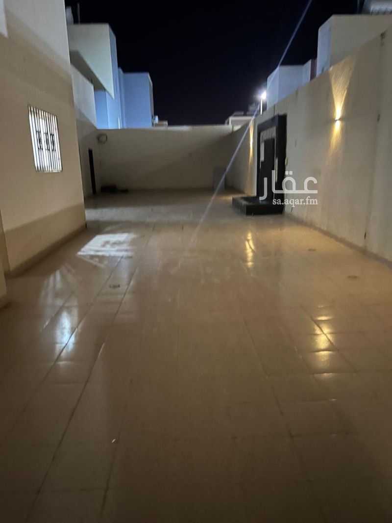 5 bedroom villa in Al Qairawan 2