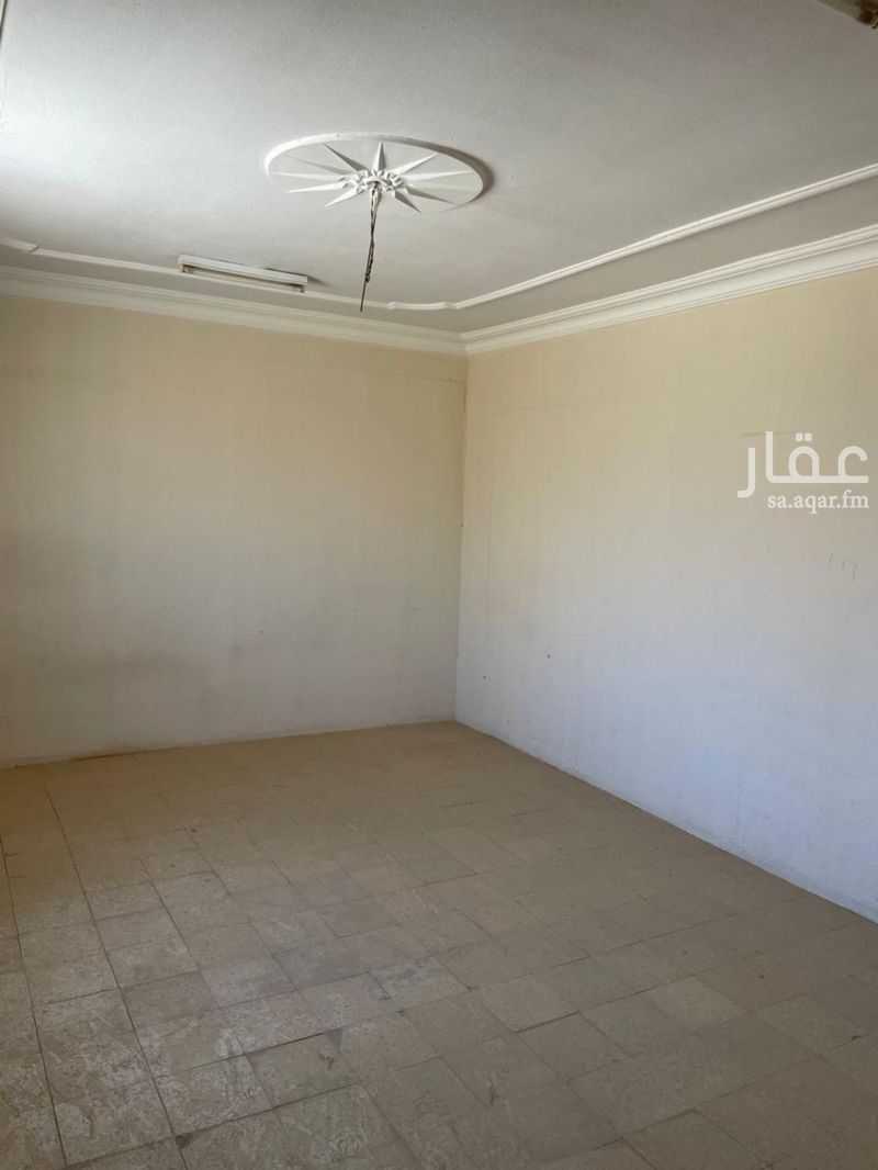 6 bedroom villa in Ishbiliyah, Riyadh 26