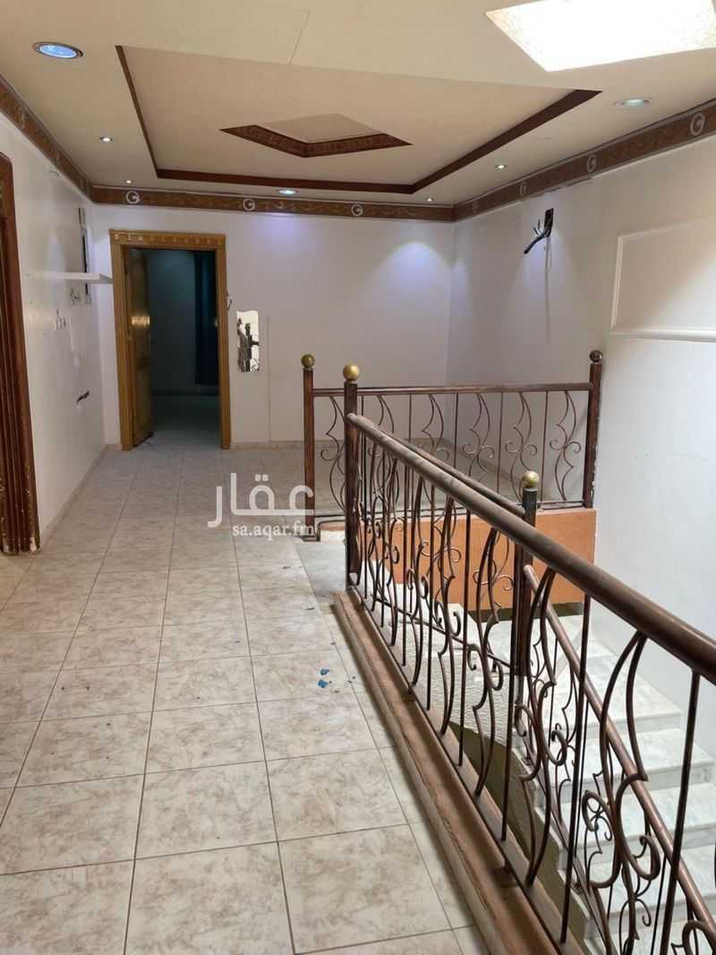 6 bedroom villa in Ishbiliyah, Riyadh 6