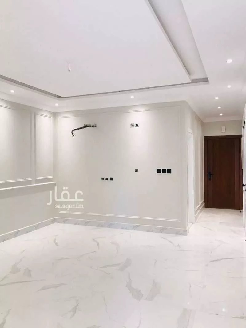 شقة 4 غرف في الريان 4