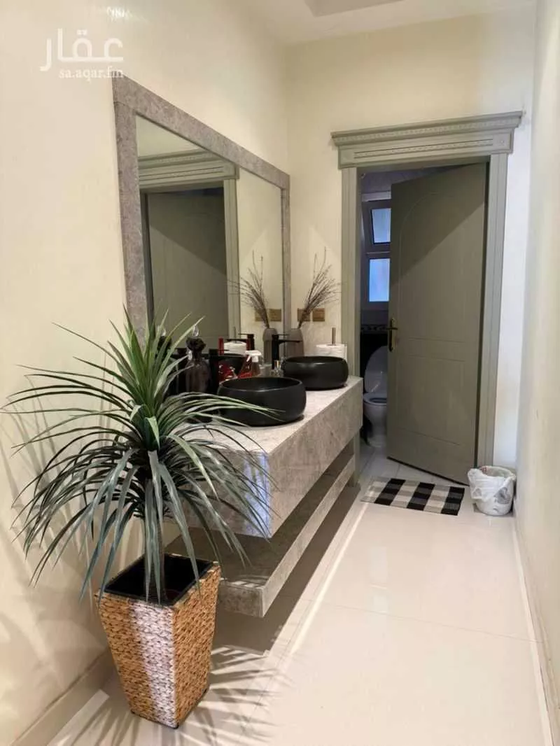 فيلا 8 غرف في الياسمين 5