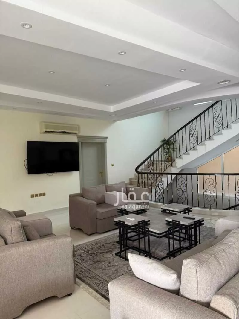 فيلا 8 غرف في الياسمين 1