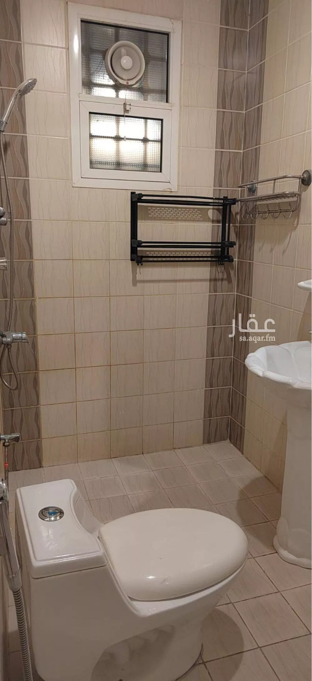 3 bedroom apartment in Al Hazm 3