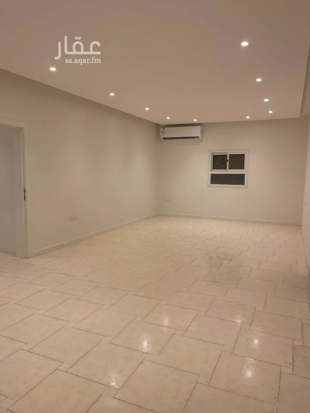 3 bedroom floor in King Faisal 1
