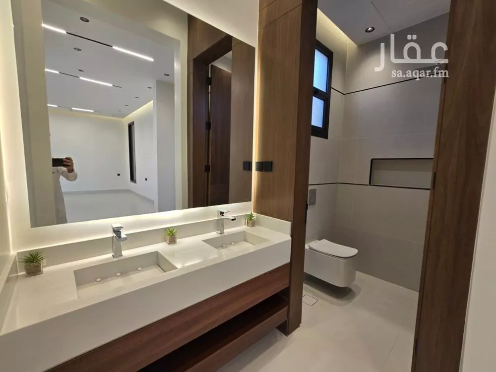 فيلا 5 غرف في النرجس 3