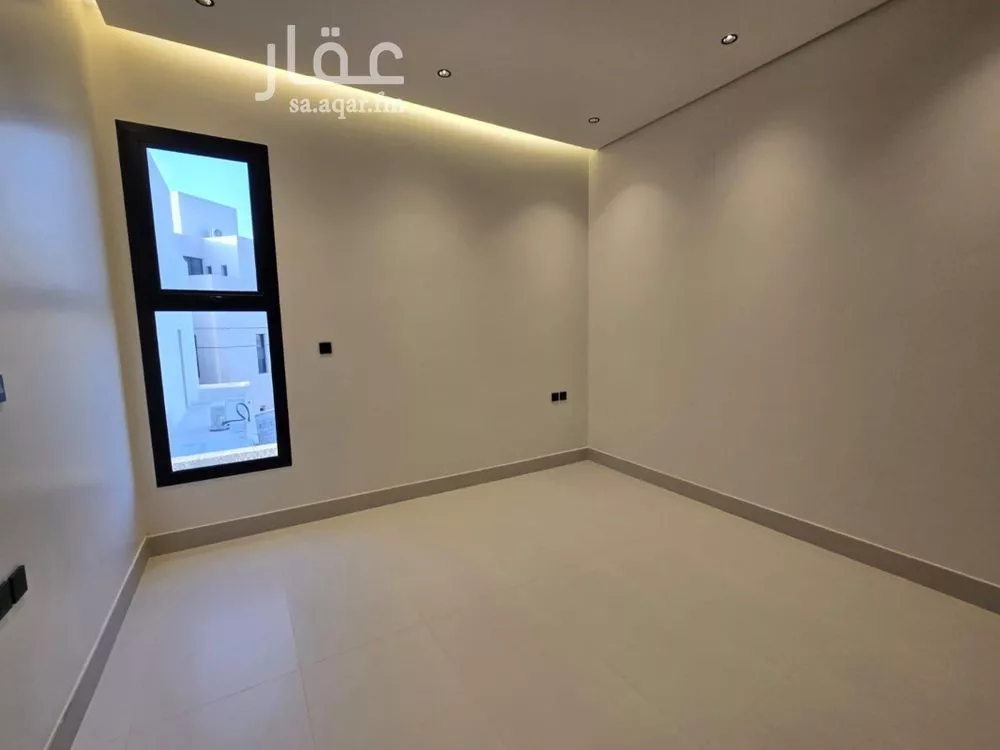 فيلا 5 غرف في النرجس 4