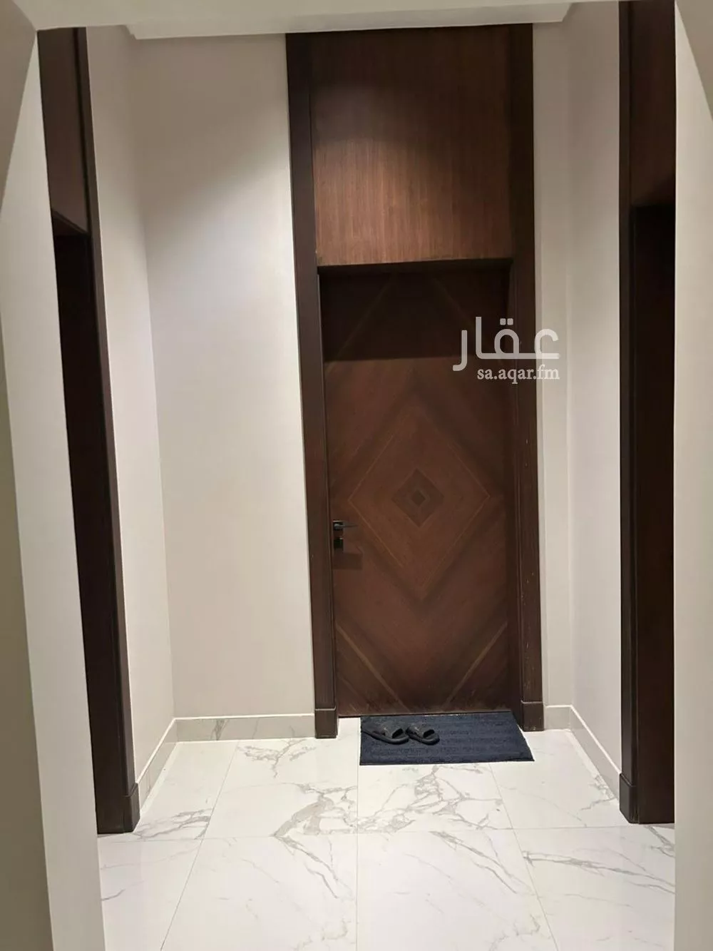 فيلا 5 غرف في النرجس 4