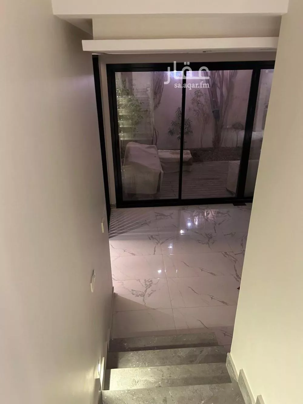 فيلا 5 غرف في النرجس 2