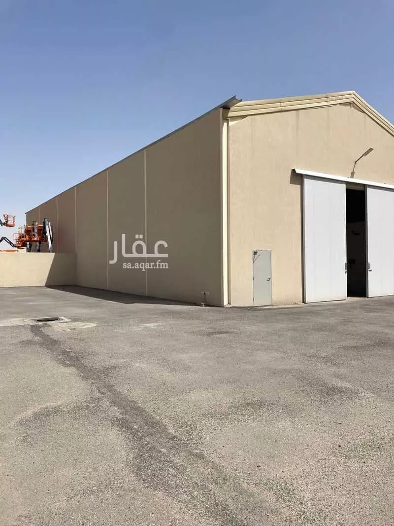 warehouse in Al Mishal, Riyadh 4