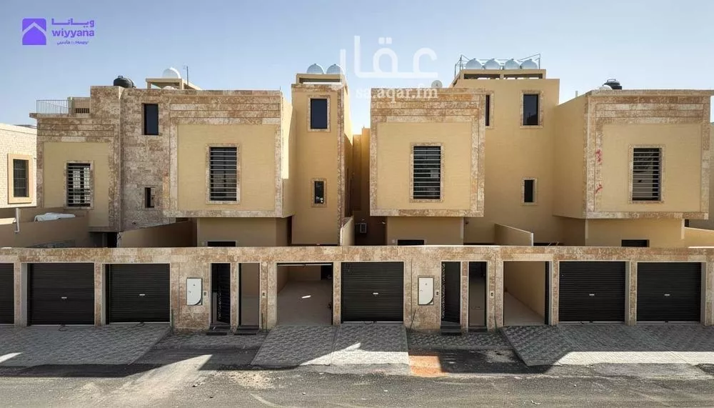 4 bedroom floor in Tuwaiq 1