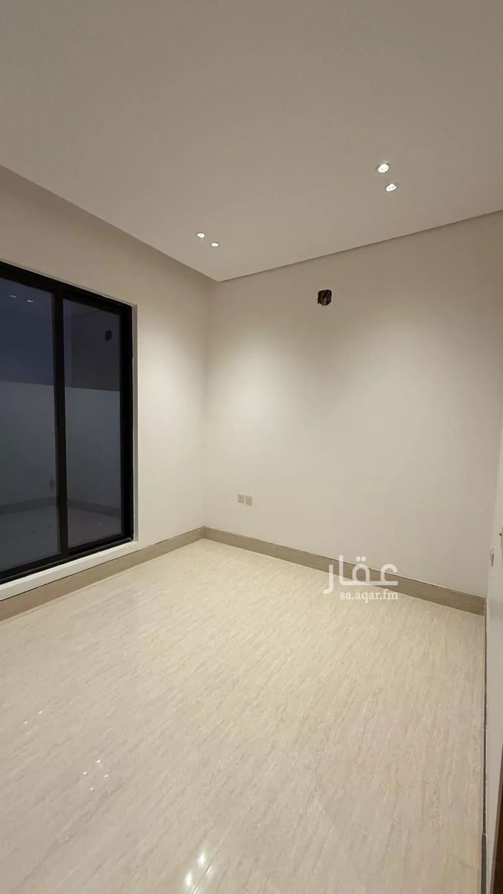 فيلا 6 غرف في المهدية 4