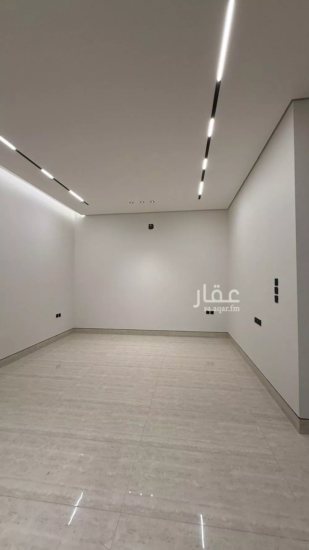 فيلا 6 غرف في المهدية 5