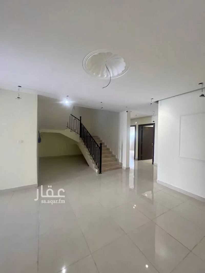 7 bedroom villa in Al Hamdaniyah 4