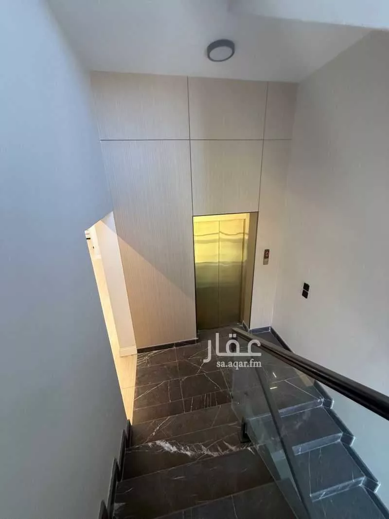 فيلا 3 غرف في العارض 4