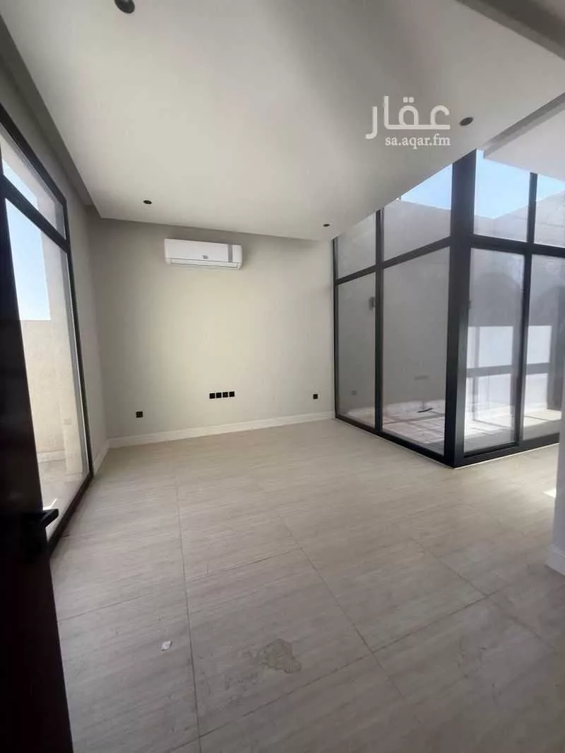 فيلا 3 غرف في العارض 3