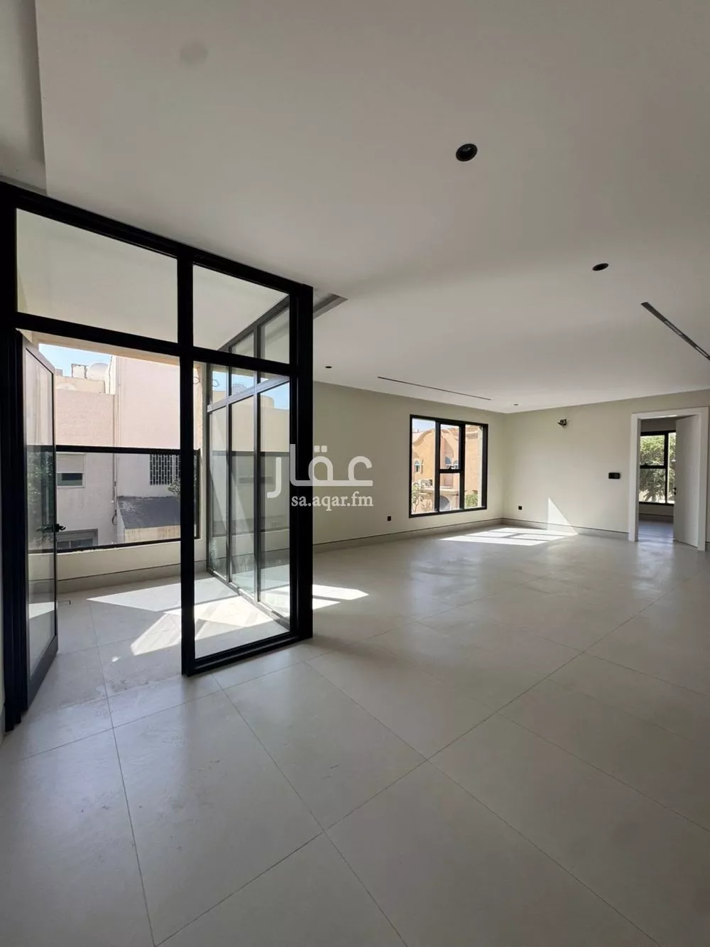 دور 4 غرف في الملك فهد 1