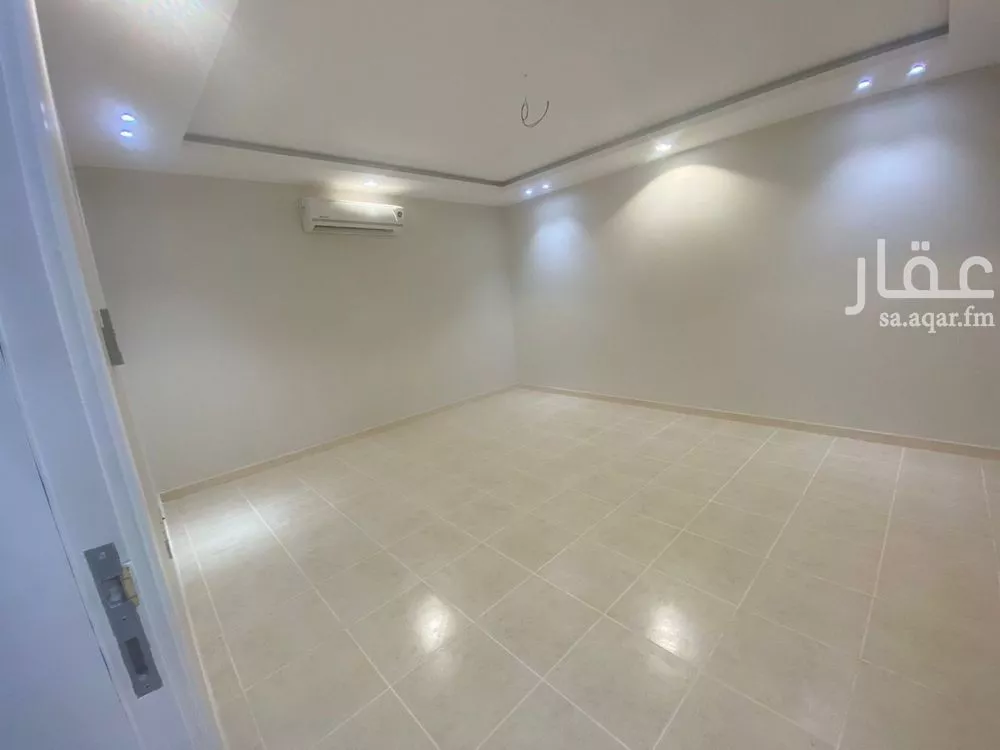 4 bedroom apartment in Al Sahafah, Riyadh 5