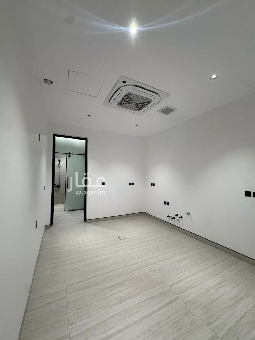 دور 4 غرف في العارض 2