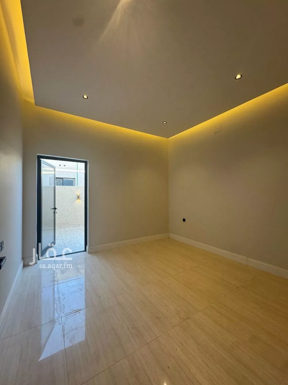 فيلا 5 غرف في العارض 5