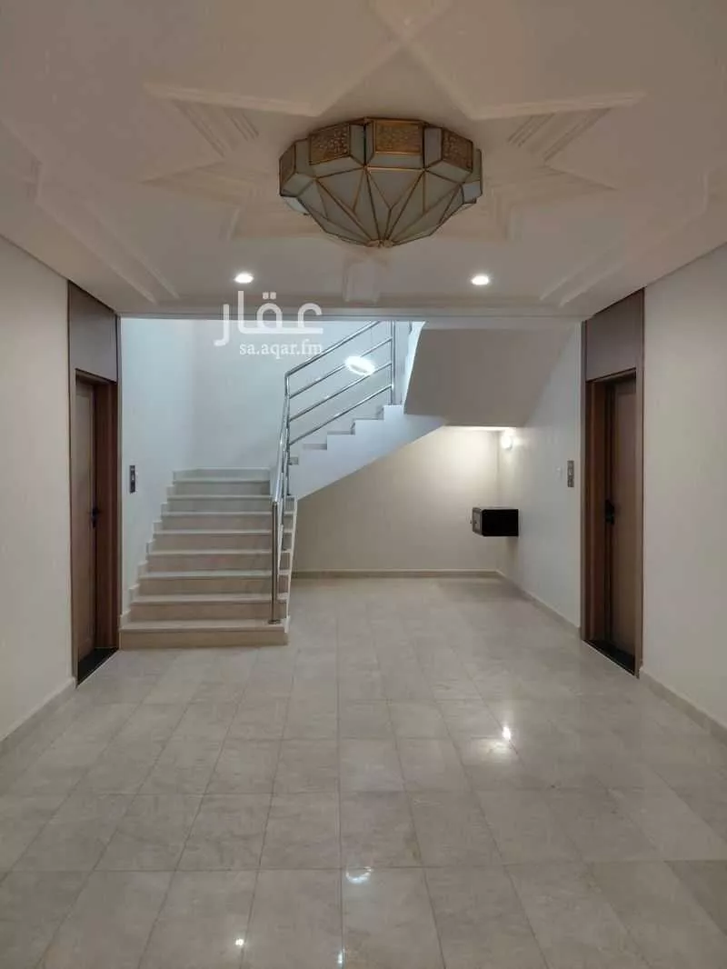 عمارة 800 م² في المدينة الرياضية 2