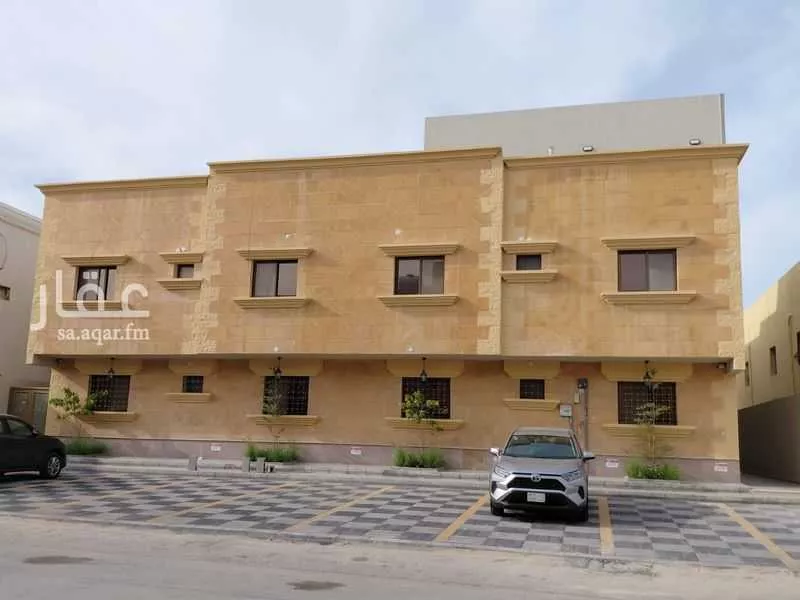 عمارة 800 م² في المدينة الرياضية 1