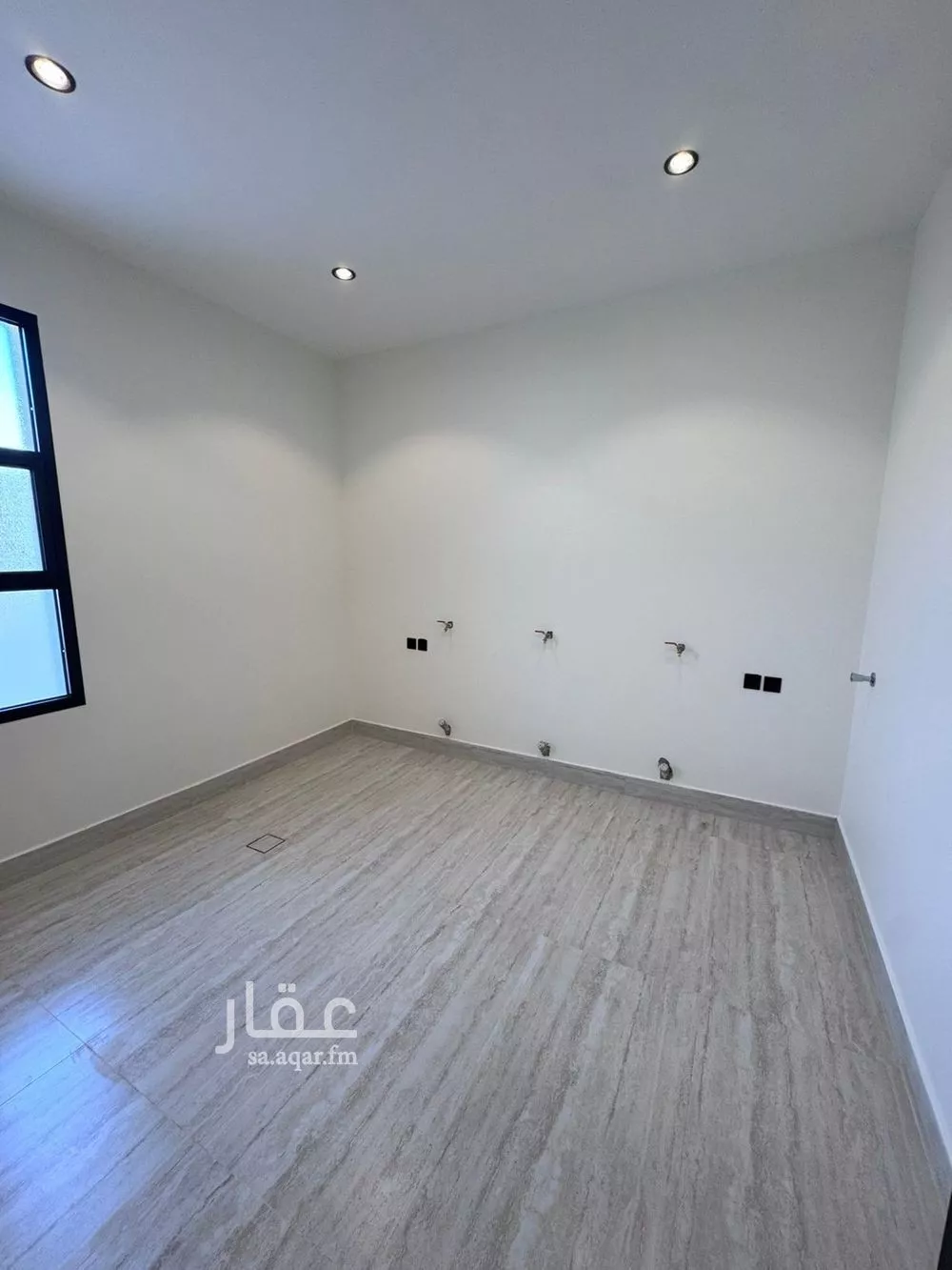 فيلا 5 غرف في المهدية 5