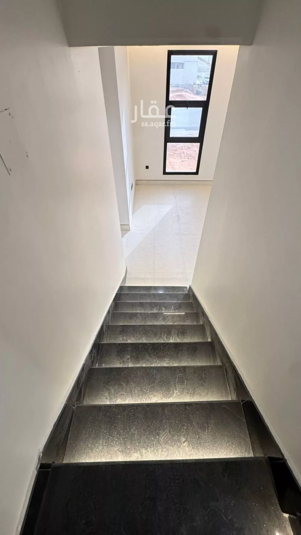 فيلا 5 غرف في المهدية 4