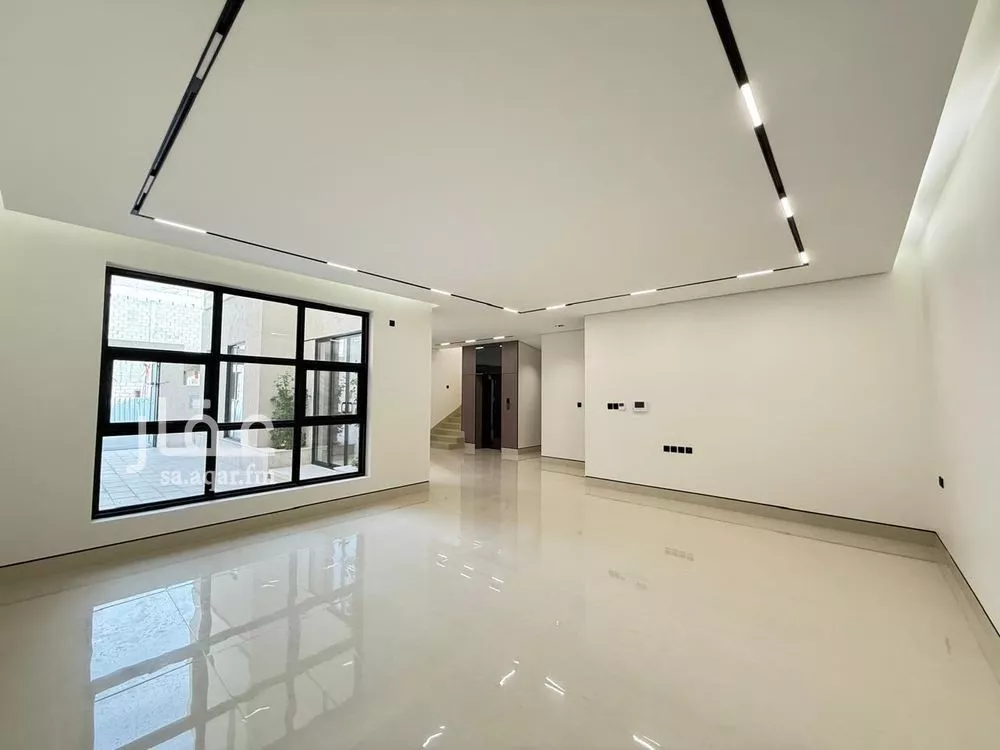 فيلا 5 غرف في المهدية 4