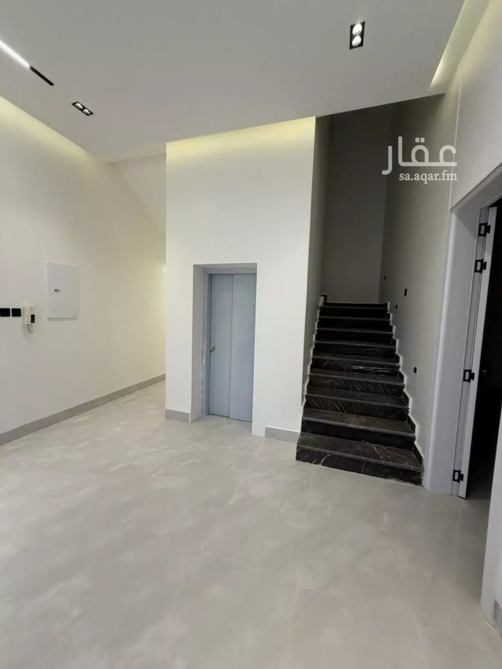 فيلا 5 غرف في المهدية 3