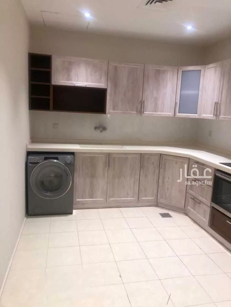 4 bedroom apartment in Al Rawabi, Eastern Province 4