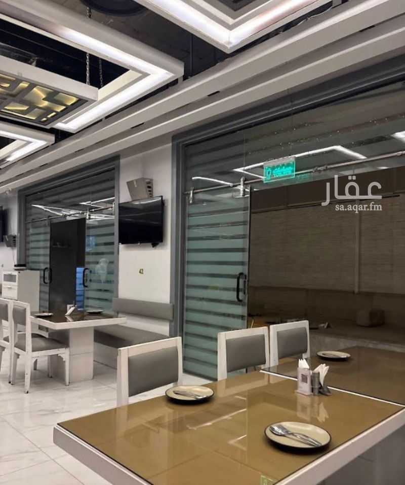 4 bedroom building in Ar Rayan, Riyadh 15