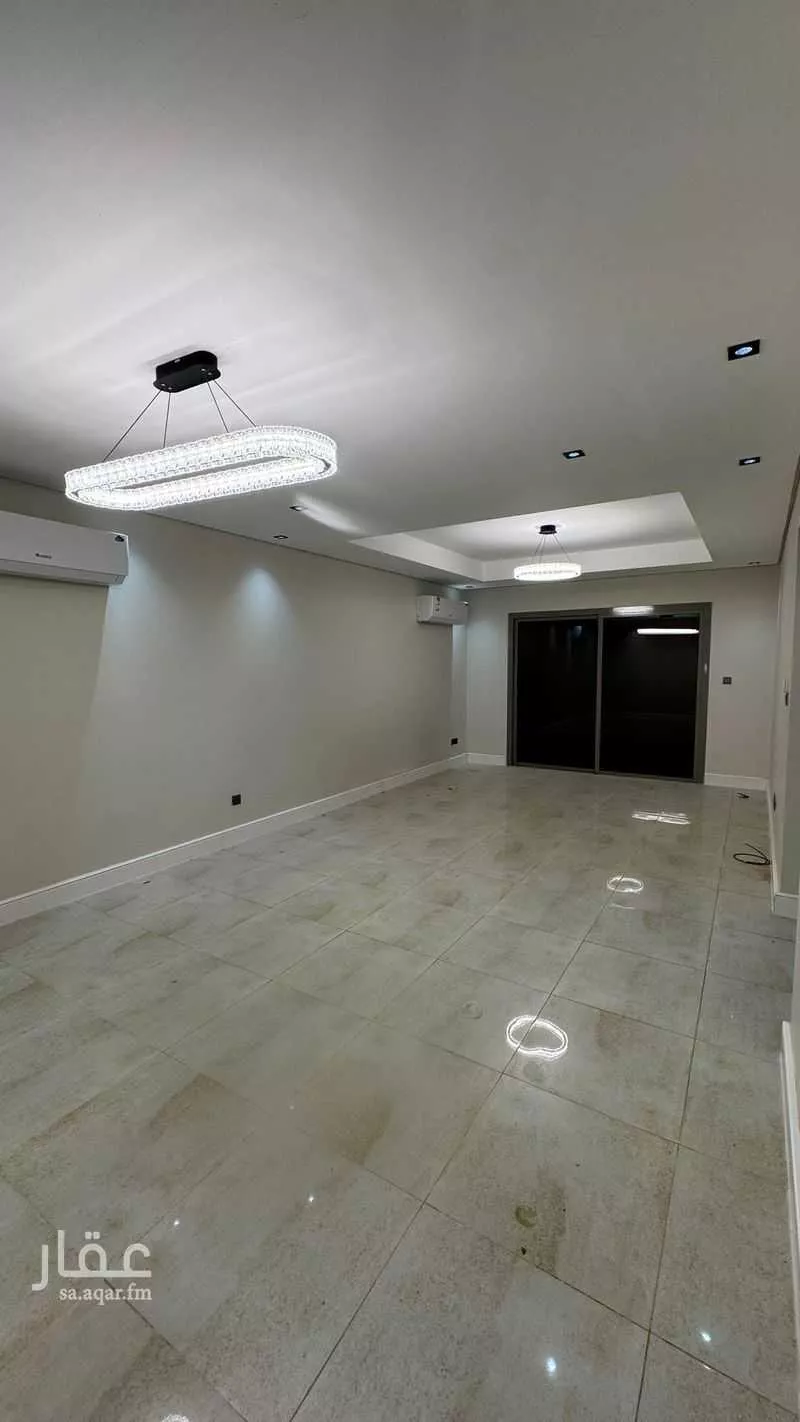 فيلا 6 غرف في النرجس 4