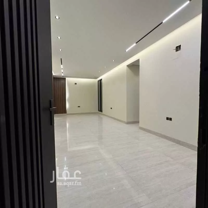 فيلا 5 غرف في الجنادرية 3