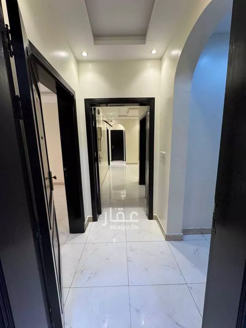 5 bedroom apartment in Muraykh 4