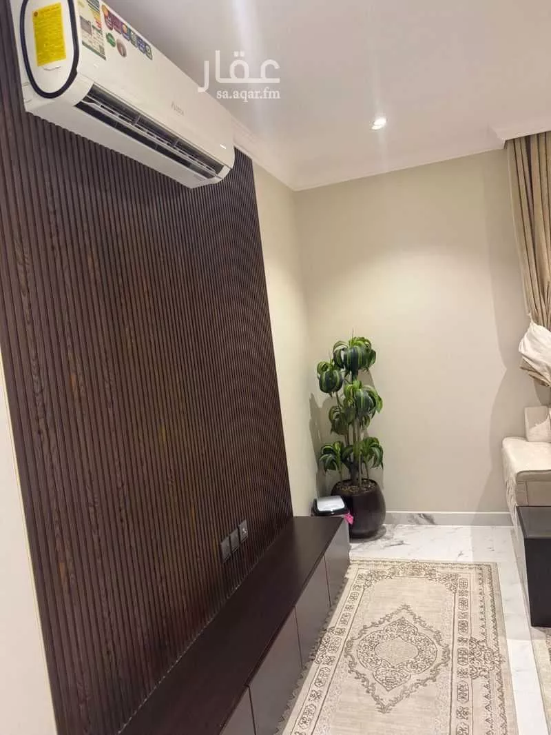 شقة 4 غرف في الحمرا 1