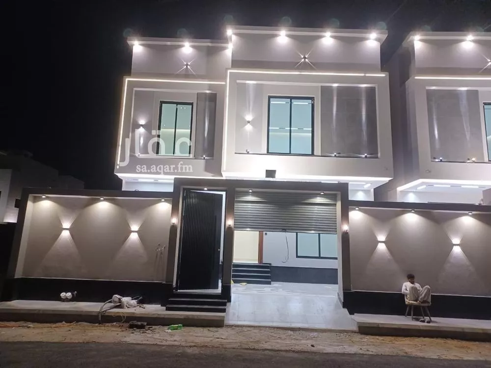 فيلا 8 غرف في الرحمانية 1