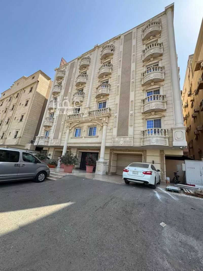 عمارة 650 م² في الورود 1