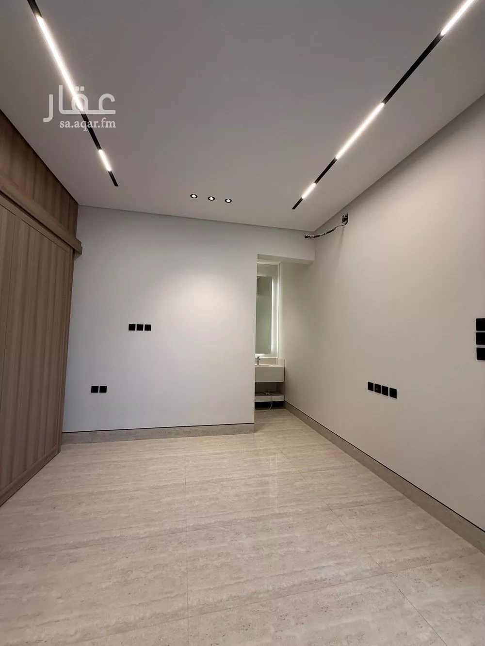 6 bedroom villa in Al Mahdiyyah 3