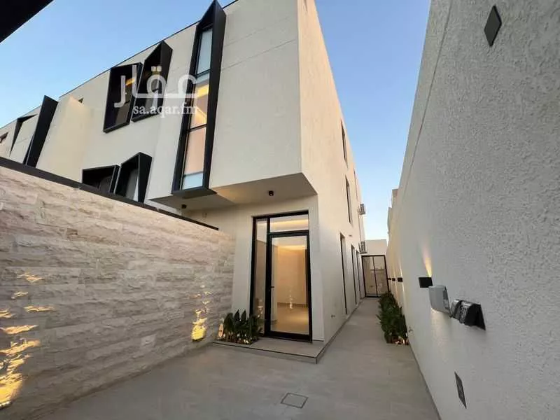 دور 3 غرف في العارض 2