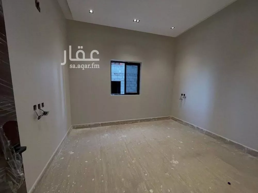 دور 3 غرف في العارض 3