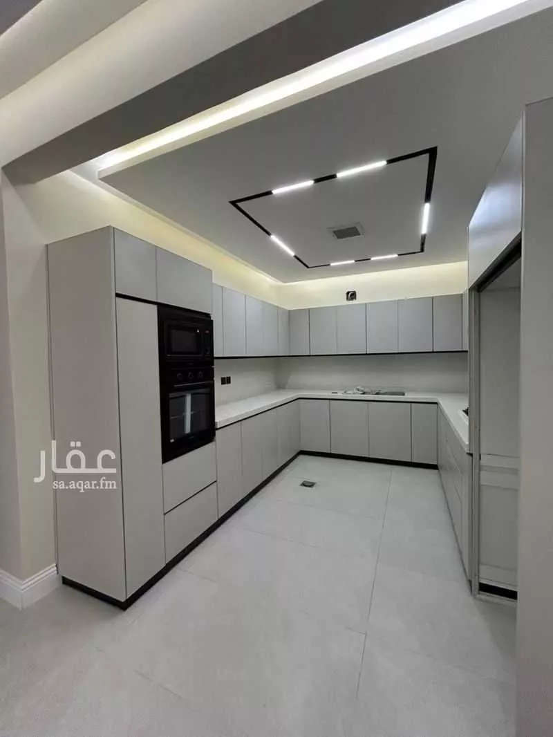 4 bedroom apartment in Dhahrat Laban 2