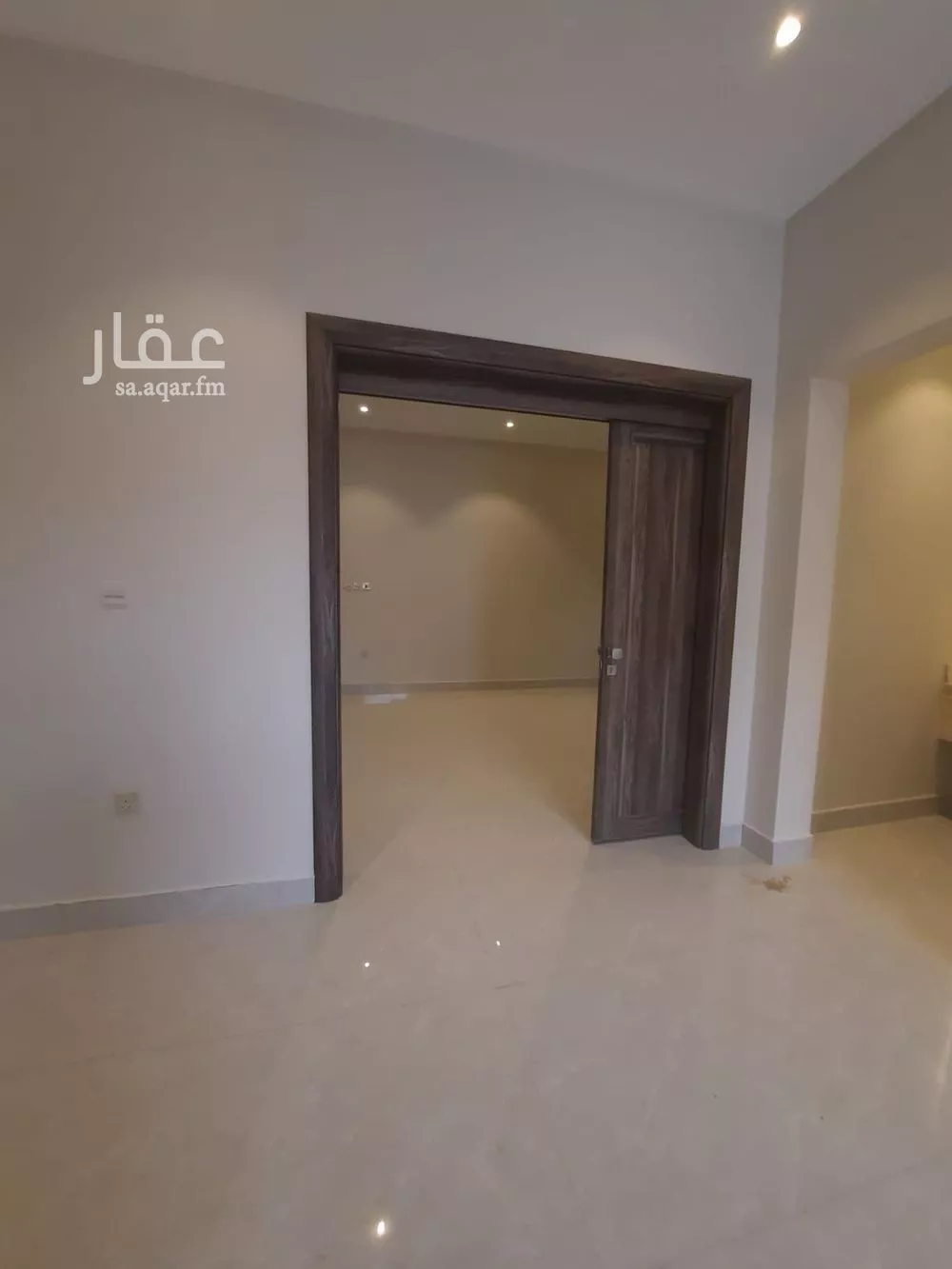 فيلا 5 غرف في المهدية 5