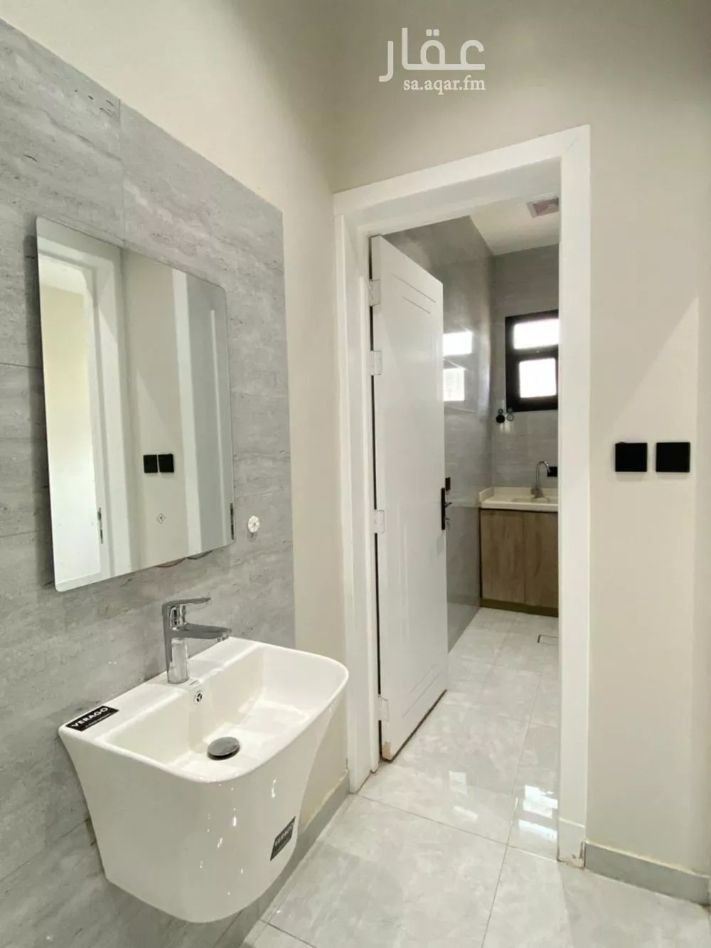 1 bedroom apartment in Dhahrat Laban 4