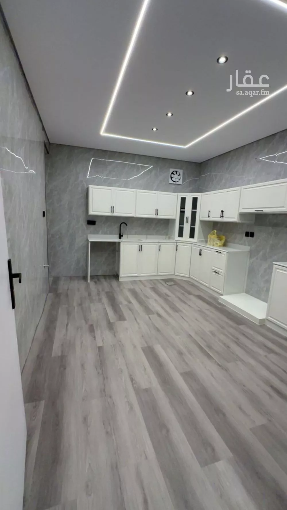 شقة 3 غرف في ظهرة لبن 4