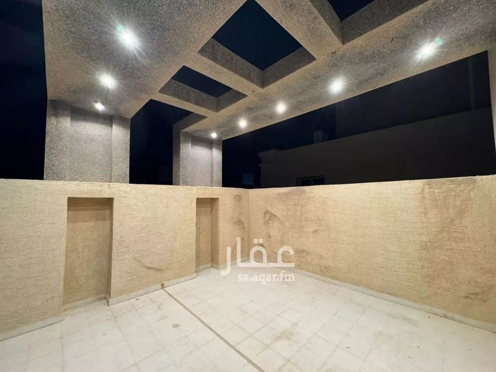 فيلا 10 غرف في النرجس 5