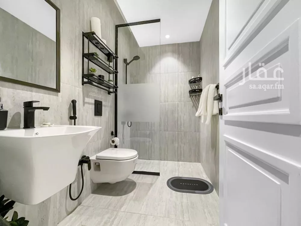 2 bedroom apartment in Al Aqiq 4